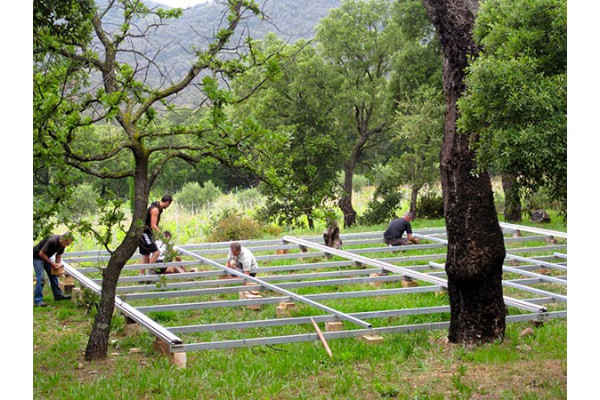 Montage à l'espace Colline